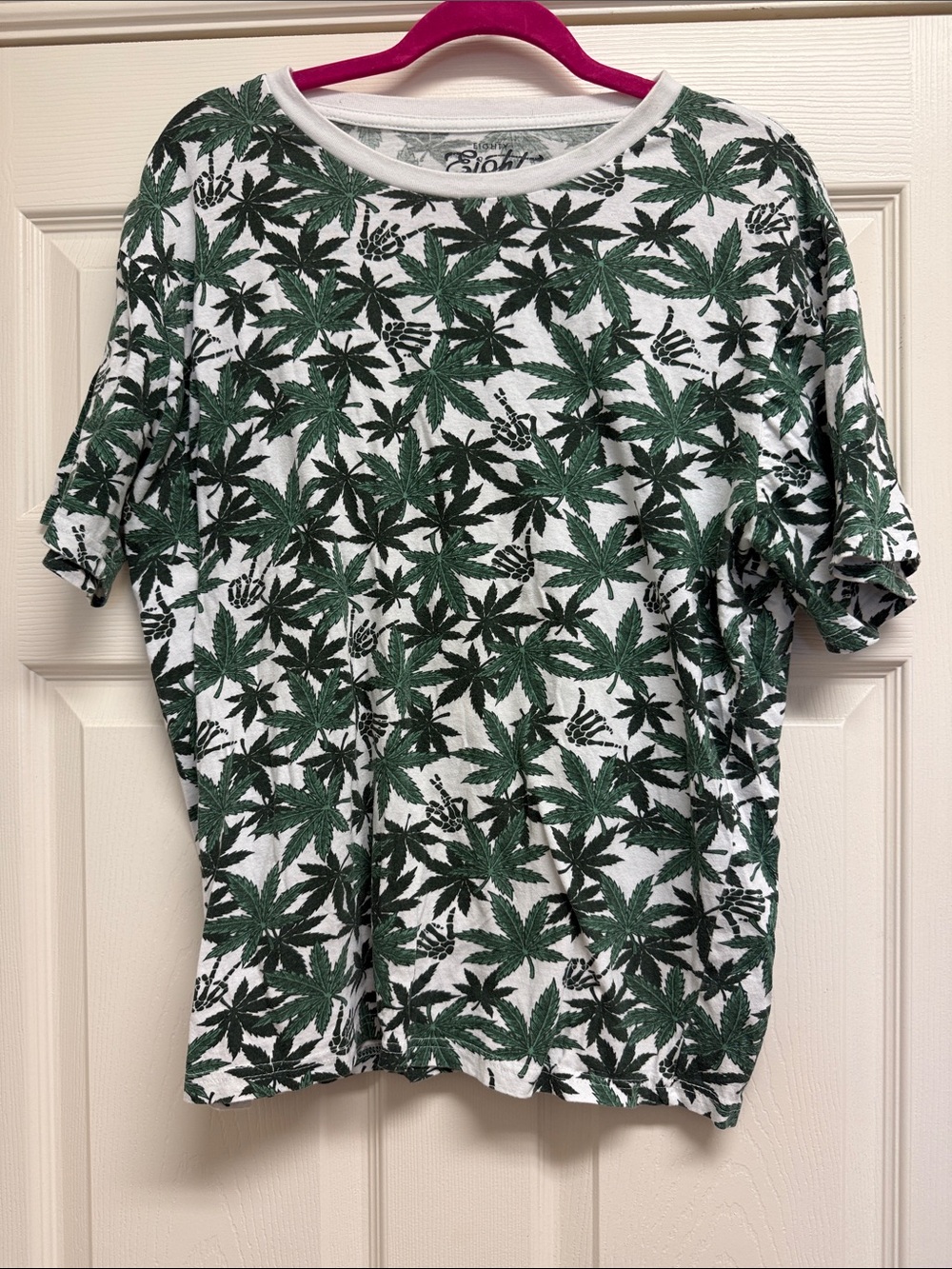 Edgy Plant & Skeleton T-Shirt, Sz Large
